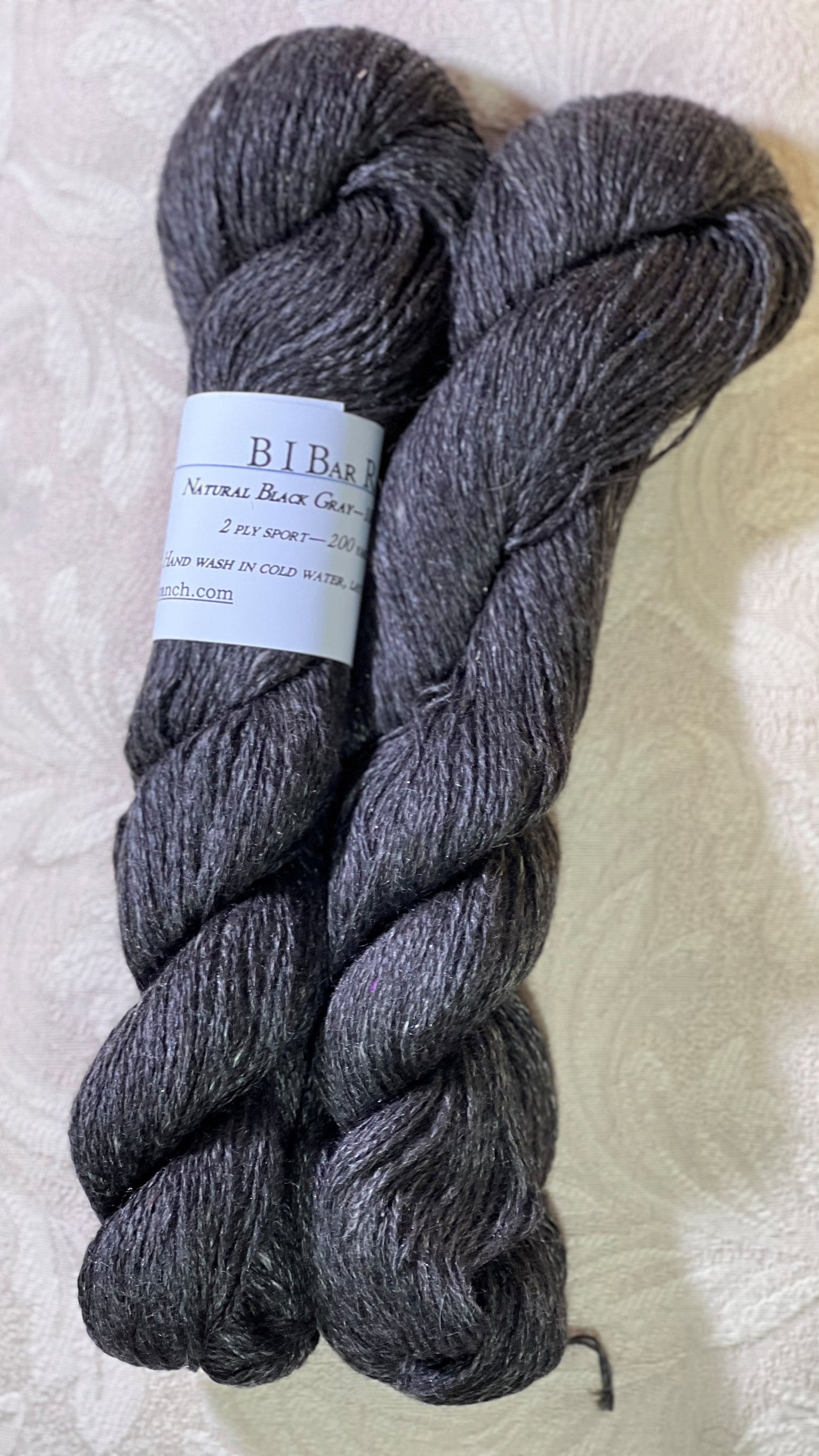 Y-Suri Yarn - Natural Black/Gray