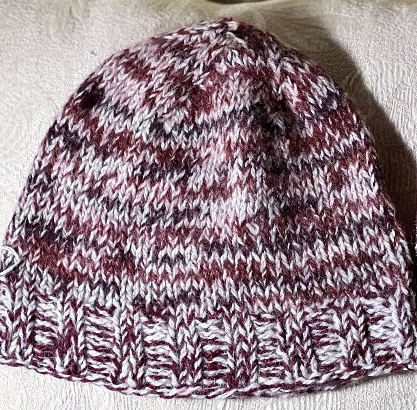 H-Cream with Varigated Reds Hat