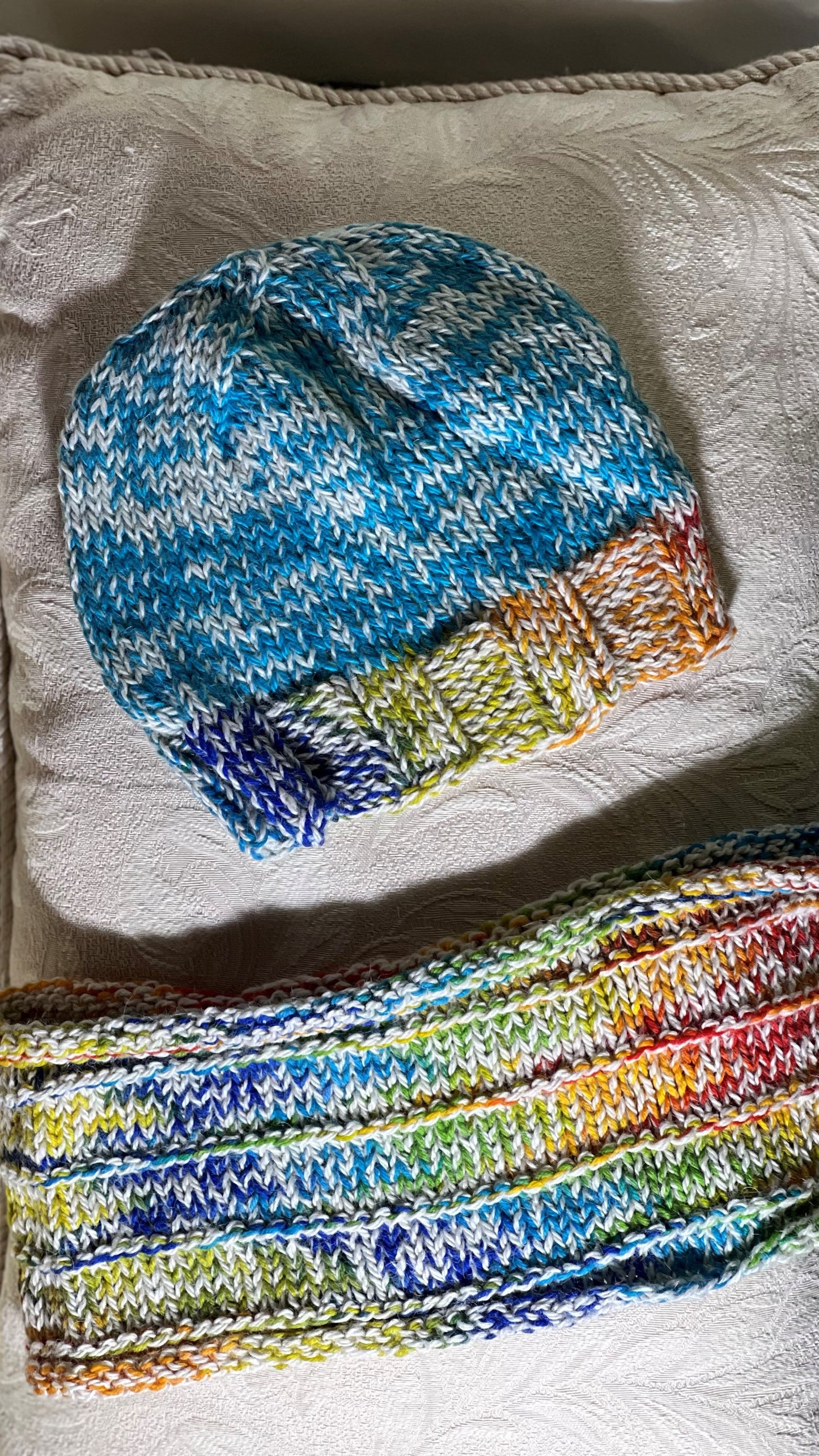 H-Rainbow Knit Hat and Cowl Set