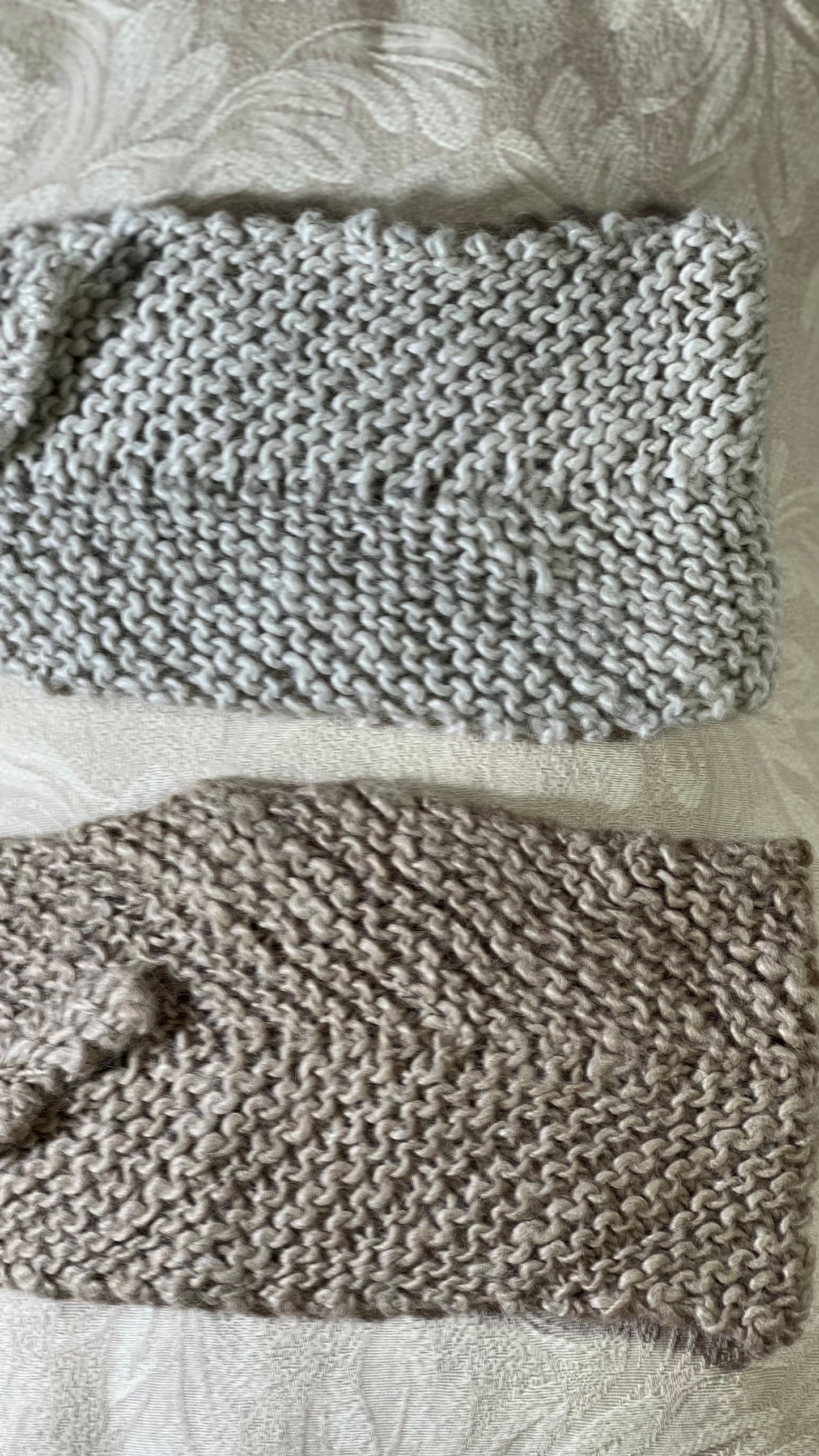 C-Long Scarves of Bulky Cria Suri Yarn