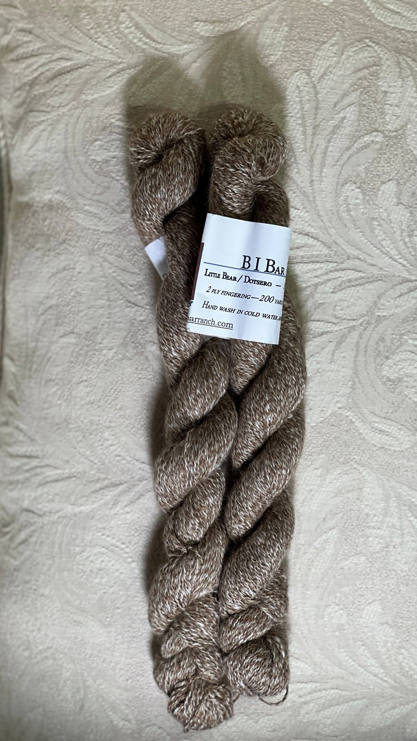 Y-Suri Yarn - Natural Little Bear & Dotsero