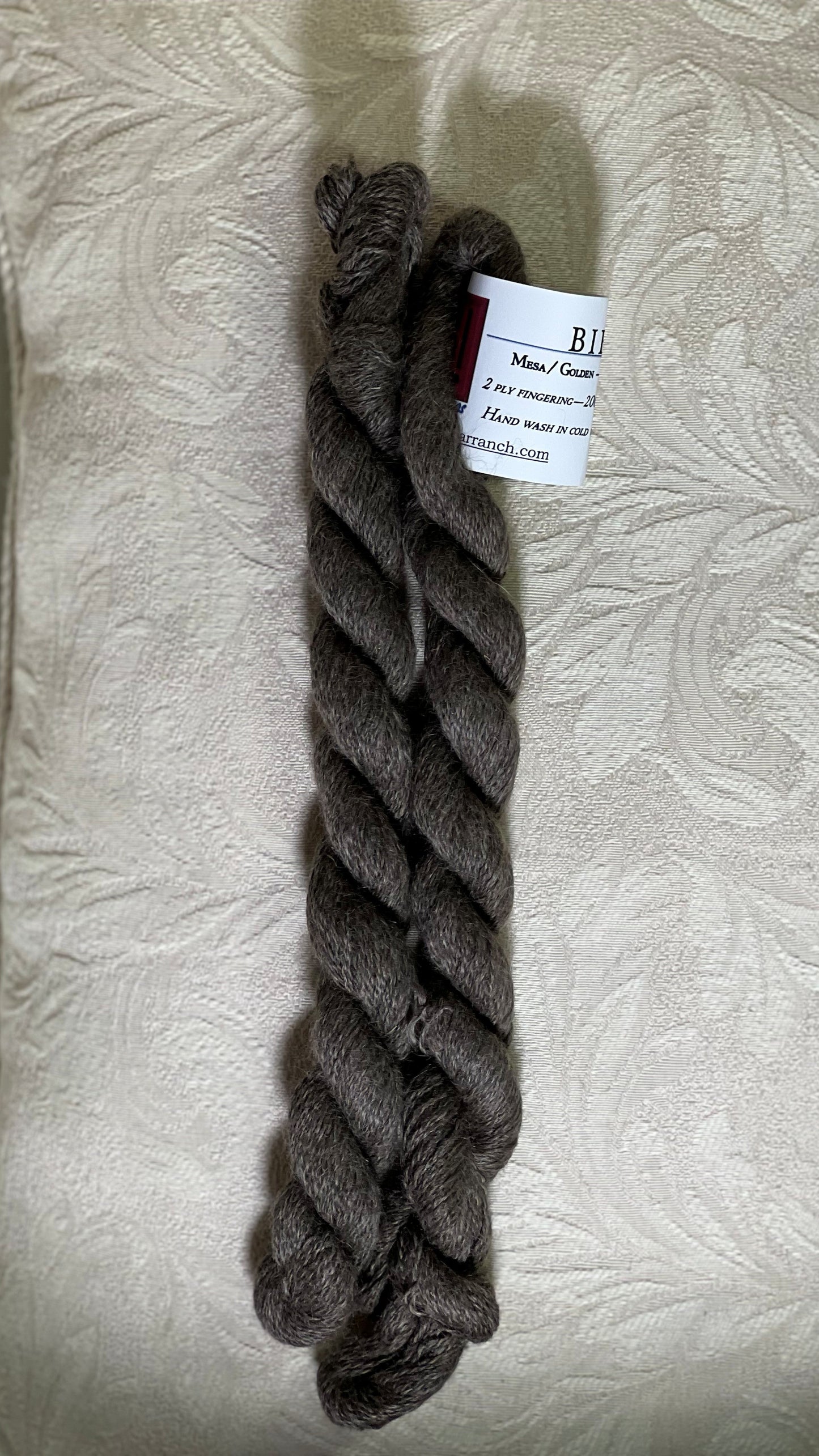 Y-Suri Yarn - Natural Mesa & Golden